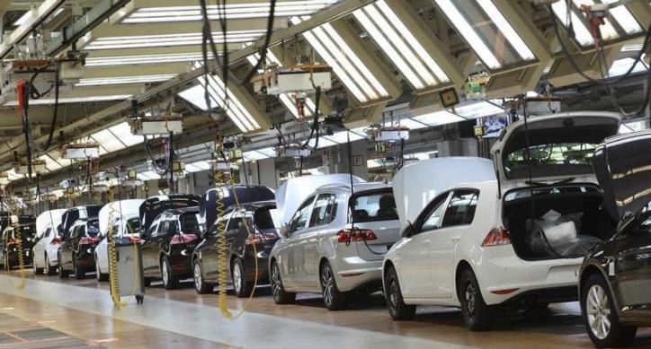 Chính Thức Giảm Thuế Trước Bạ 50% Cho Xe Ô Tô Sản Xuất Lắp Ráp Trong Nước