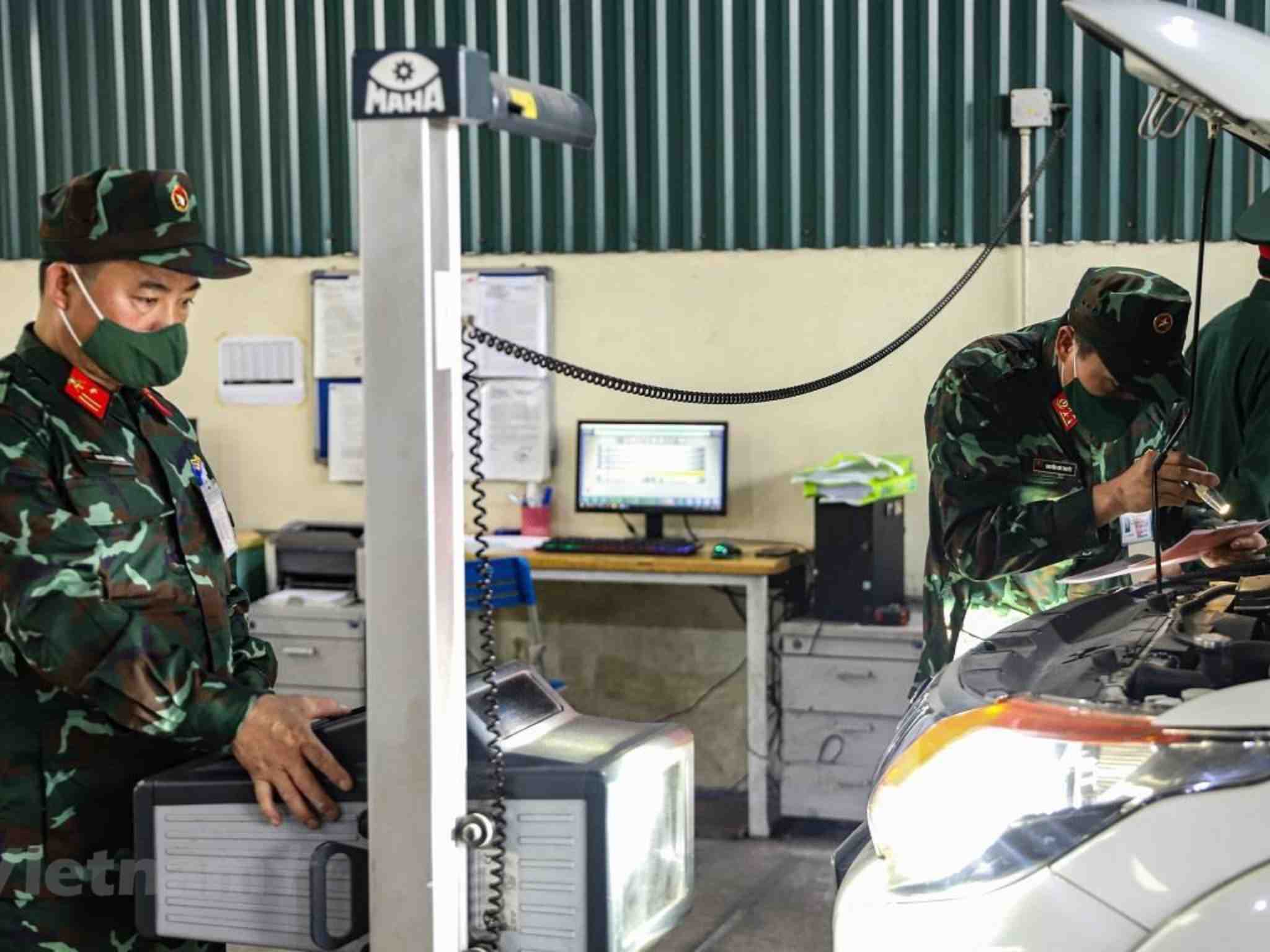 Miễn đăng kiểm lần đầu cho xe mới và giãn chu kỳ đăng kiểm xe ô tô từ 22-3-2023